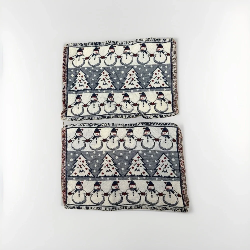 Snowmen Fabric Tapestry Placemats Fringe Edges Set of 2 Christmas Winter Decor